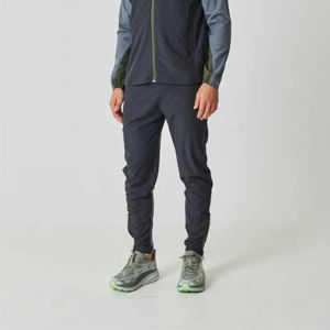 Veste coupe-vent d'extérieur pour hommes de marque personnalisée veste coupe-vent légère à capuche en tissu écologique imperméable pour l'hiver - Product Image 2