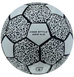 ลูกบอลยางด้ามจับแบบไม่เป็นท่าสำหรับฟรีสไตล์ผลิตในปากีสถานสั่งทำได้มีป้ายประกอบในเครื่องจักรแบบเย็บ - Product Image 1