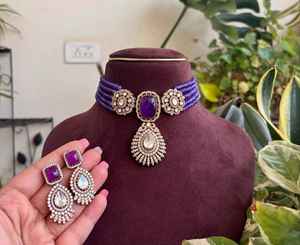 ชุดต่างหูโชคเกอร์ polki kundan ชุบทองผิวเรียบหรูเครื่องประดับทองเหลืองที่ทันสมัยสำหรับงานเลี้ยงครบรอบงานเฉลิมฉลองของขวัญ - Product Image 1