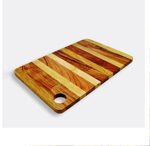 เขียงไม้สี่เหลี่ยมมีที่จับเขียงสีขาวและน้ำตาลแบบสั่งทำได้ - Product Image 3