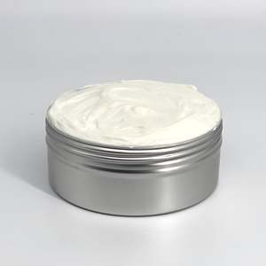 DOUBLE OHH SEVEN Crema Corporal Humectante y Nutritiva con Manteca de Karité y Vitamina C para Aclarar y Blanquear la Piel - Product Image 1