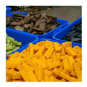 Savon aux herbes du Vietnam-mélange de curcuma et d'orange, exportation en vrac écologique, soins de la peau de haute qualité, alimentation en profondeur pour le bain - Product Image 2