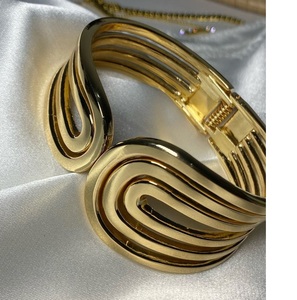 Custom <b>Engraved</b> China Modern Sculpture Metal Bangles Gift Jewelry - Product Image 4