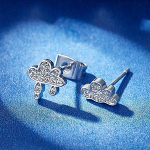 ต่างหูเพชรเม็ดเดี่ยวชุบทองคำขาว14K ต่างหูเม็ดเดี่ยวน่ารัก VVS Moissanite สำหรับวันครบรอบของผู้หญิง - Product Image 4