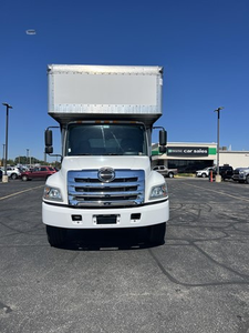 Camión de Carga Usado del 2022 Diseñado para Logística Equipado con un Motor Diésel Duradero y Transmisión Manual - Product Image 3