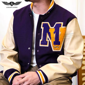 En haute qualité personnalisé léger Oem Design Chenille Lettermen veste hiver veste Pakistan fabrication Lettermen veste - Product Image 3