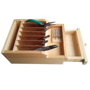 Estante de madera para alicates - Product Image 1