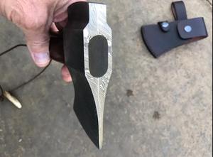 Hacha Vikinga de Acero de Damasco Industrial Hecha a Mano, Hacha Tomahawk con Cabeza de Hacha, Mango de Madera de Fresno Personalizado, Supervivencia al Aire Libre - Product Image 4