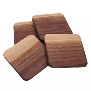 Sous-verres en bois de noyer de haute qualité pour maisons et hôtels Sous-verres de forme carrée Sous-verres en noyer par Crescent Crafts - Product Image 3