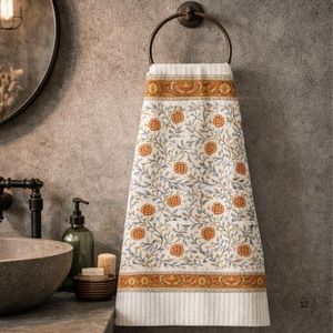 Toalla de Mano Artesanal de Algodón con Diseño Floral Estampado, Ecológica, Antimicrobiana, para Uso en el Hogar y Hoteles, de Rápida Absorción y Súper Suave - Product Image 1