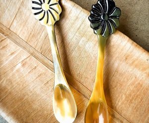 Cuillère en corne de buffle, ensemble de serveurs à salade en corne de buffle avec 2 spatules, ustensiles durables faits à la main - Product Image 2