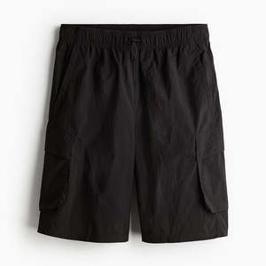 Shorts cargo pour hommes à la mode, logo personnalisé, pantalons de sport, shorts décontractés d'extérieur, shorts unis fabriqués au Pakistan - Product Image 1
