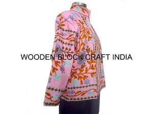 Veste de fête printanière pour femme, magnifique, faite à la main, nouvelle tendance, tissu de canard, broderie suzani, motif floral, taille unique, courte, hiver - Product Image 4