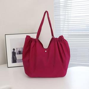 กระเป๋าช้อปปิ้งพับได้เป็นมิตรต่อสิ่งแวดล้อมสำหรับผู้หญิงกระเป๋าถือแบบพกพาใช้ซ้ำได้กระเป๋าสะพายไหล่กระเป๋าโท้ทสำหรับซื้อของกระเป๋าแฟชั่น - Product Image 5