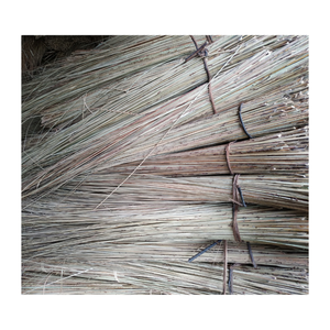 PALO DE ESCOBA DE COCO NATURAL PALO DE ESCOBA DE HIERBA NIPAH AL MEJOR PRECIO/LISTO PARA EXPORTAR DESDE VIETNAM - Product Image 1