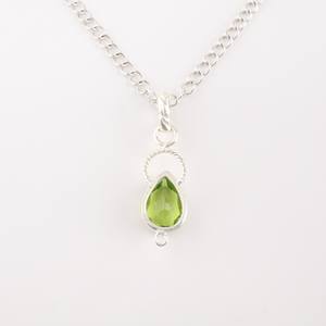 Colgante de Plata de Ley con Peridoto, Gema en Forma de Pera, Joyería Hecha a Mano, Piedra de Nacimiento de Agosto para Mujer, Regalo de Alta Calidad con Certificado IGI - Product Image 2
