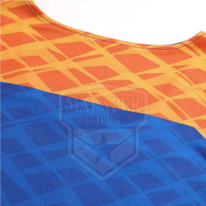 Uniforme de basket-ball à séchage rapide pour hommes de haute qualité Design unique Vêtements de sport Ensemble respirant Vente en gros - Product Image 5