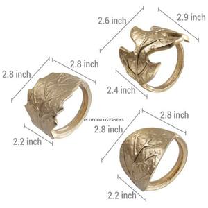 Anneaux de serviette de luxe en aluminium coulé de haute qualité, plaqués or, avec des feuilles uniques et différentes, au prix impressionnant - Product Image 1