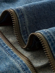 Veste en jean en toile pour homme, style décontracté, couleur unie, simple boutonnage, style cowboy, avec rembourrage en duvet – Vente en gros - Product Image 3