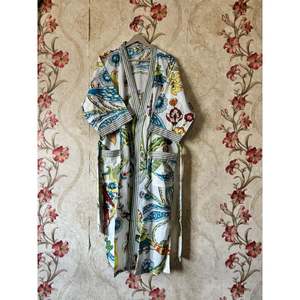 Robe kimono en coton à rayures d'oiseaux, respirante et confortable, pour les loisirs - Product Image 1