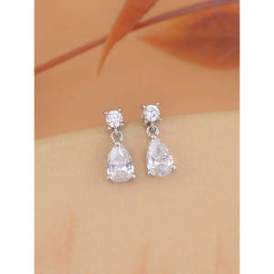 Pendientes de Diamantes Solitarios en Forma de Lágrima de 0.50 Quilates, Grado AAA, Diamantes Americanos, 10 mm de Largo, Diseño en Plata de Ley 925 Pura para Mujer - Product Image 2