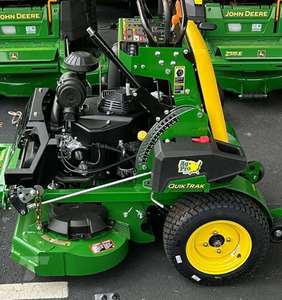 Tondeuse à gazon commerciale John Deere Q810E QuikTrak 36 pouces, 19 CV, moteur Kawasaki FX600V, transmission hydrostatique - Product Image 5