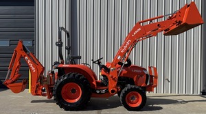Tractor de Ruedas Diésel L2501 HST 4WD de 24HP con Cargador Frontal - Product Image 3