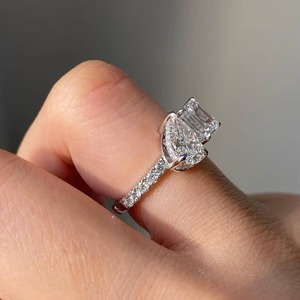 Qualité exportatrice Bague tendance en argent 925 avec diamant en pierre de remorquage et ou diamant naturel pour femme disponible à bas prix - Product Image 4
