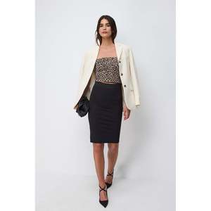 เสื้อครอปแบบไม่มีสาย - Product Image 5