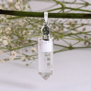 Colgante de plata de ley 925 con gemas naturales de moldavita y cristal, joyería hecha a mano - Product Image 1