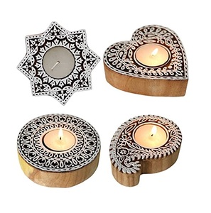 Portavelas en forma de corazón decorativo y romántico soporte de vela de madera con centro de corazón regalo personalizado seres queridos regalo artesanal - Product Image 2