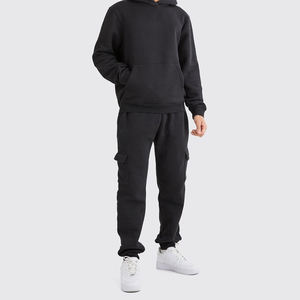 Dernier design de survêtement cargo pour homme adulte, couleur noire, coupe ajustée, polaire, jogging, course à pied, survêtement avec poche kangourou - Product Image 6