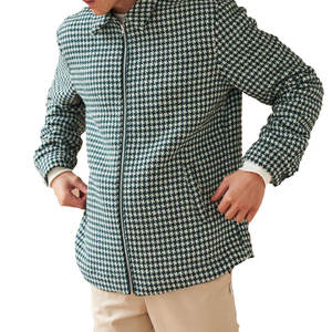 Nueva chaqueta de hombre de alta calidad con bordado personalizado cortavientos de nailon y poliéster ligero de talla grande con decoración de piel - Product Image 1