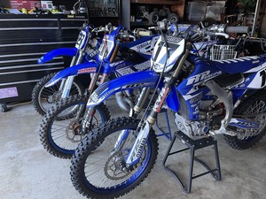 Nouvelle conception longue distance de moto électrique Light Bee X avec batterie intégrée 72v et moteur central 5000W - Product Image 5