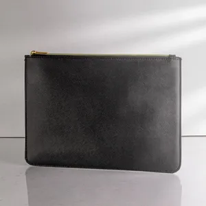 Custodia per Gadget Phoenix Personalizzata A4, Elegante Copertina per Proteggere la Tua Elettronica - Product Image 3