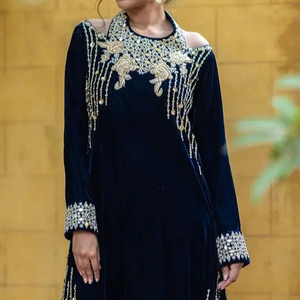 TRAVAIL DE BRODERIE INDIEN/PAKISTANI ZARI SUR VELOURS KURTA AVEC ROBE PANTALON EN TISSU BROCADE POUR PARTY-wear-robe pour fête/mariage = 2023 - Product Image 1