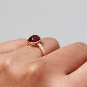 Anillo fino de Plata de Ley 925 unisex hecho a mano con diseño romántico elegante para bodas y fiestas de cumpleaños disponible a granel - Product Image 5