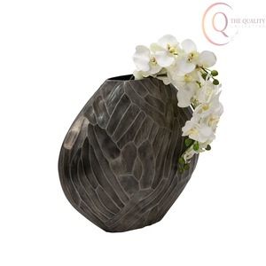 Vase décoratif de table en métal fait main moderne, conçu pour les maisons de luxe, les bureaux, l'hôtellerie, la décoration intérieure, haute qualité - Product Image 5