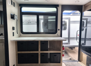 En Venta: Remolque de Viaje Forest.River Cherokee.Wolf Pup Black Label 17SCBL 2026, Nuevo, Disponible para Envío - Product Image 5