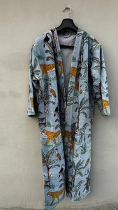 Chaqueta larga de terciopelo con estampado de jungla, Kimono, albornoz, Vestido de playa, vestido bohemio de terciopelo de algodón estampado hecho a mano - Product Image 4