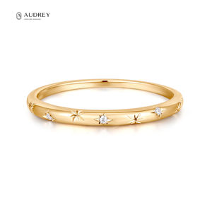 Bague empilable délicate en or massif 14 carats avec diamant, bijoux fins pour un usage quotidien - Product Image 1