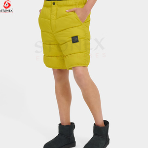 Nouveauté : Shorts matelassés pour hommes, tendance, de haute qualité, en polyester, personnalisables, vente en gros, impression de logo personnalisé, services OEM - Product Image 4