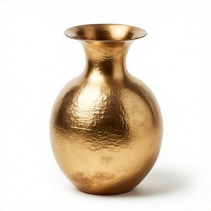 GildAura Floral Metal Vessel Opulent Grace Tall Bronce Acabado Diseñador Metal Jarrón Exquisito Hecho a Mano Acento PARA LA Decoración del Hogar - Product Image 2