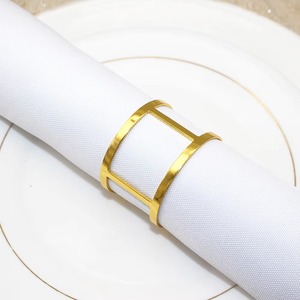 Anneaux de serviette en métal de haute qualité rehaussent l'harmonie des serviettes pliées dans les présentations de table formelles, cadeaux de pendaison de crémaillère - Product Image 1
