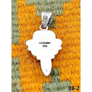 Pendentif Turquoise Fait Main du Sud-Ouest, Émeraude de la Vallée avec Sertissage à la Française en Argent Sterling, Breloques Taille Émeraude - Product Image 2