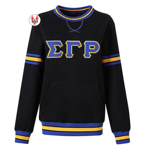 เสื้อสเวตเชิ้ตปักตัวอักษรกรีกสำหรับผู้หญิงของชมรมซิกมาแกมมาโร |   เสื้อสตรีคอวีผ้าฝ้ายฟลีซปักลายชมรมนักศึกษาแบบกำหนดเอง - Product Image 3
