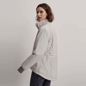 Chaqueta acolchada ondulada con cremallera para mujer de moda Chaqueta acogedora y ligera para el estilo de invierno diario - Product Image 3