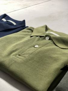 Polo décontracté de haute qualité pour hommes avec manches courtes au meilleur prix pour l'été en tissu composite de soie - Product Image 5