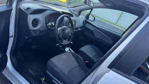 TO-YO-TA YARIS 2017 Usado en Buen Estado - Product Image 6