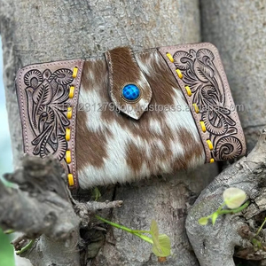 2024 fabricants à la mode haut de gamme concepteur en cuir taillé à la main à deux volets femmes grand portefeuille luxe carte porte-monnaie pochette - Product Image 2